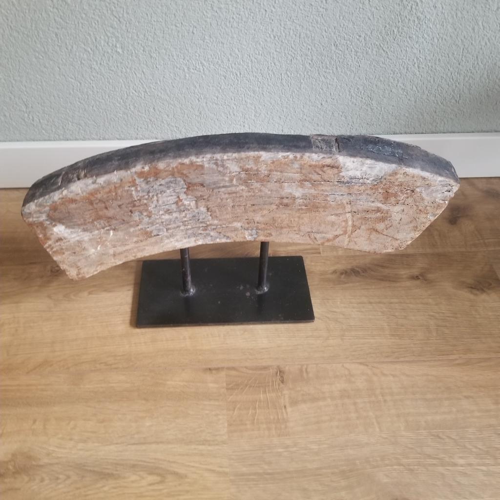 Decoratief houten object op metalen standaard, Huis en Inrichting, Woonaccessoires | Overige, Gebruikt, Ophalen of Verzenden