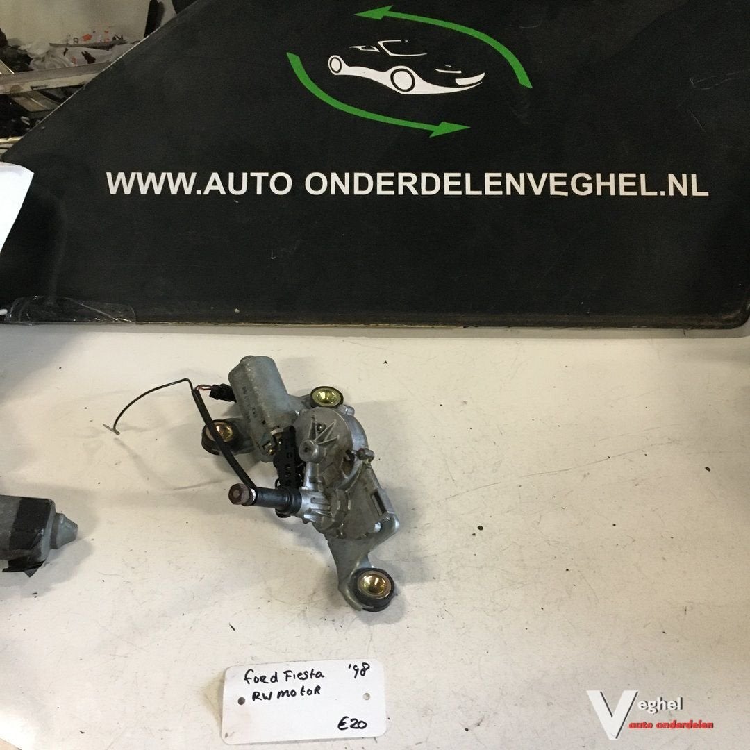 Ford Fiesta 1998 Ruitenwissermotor