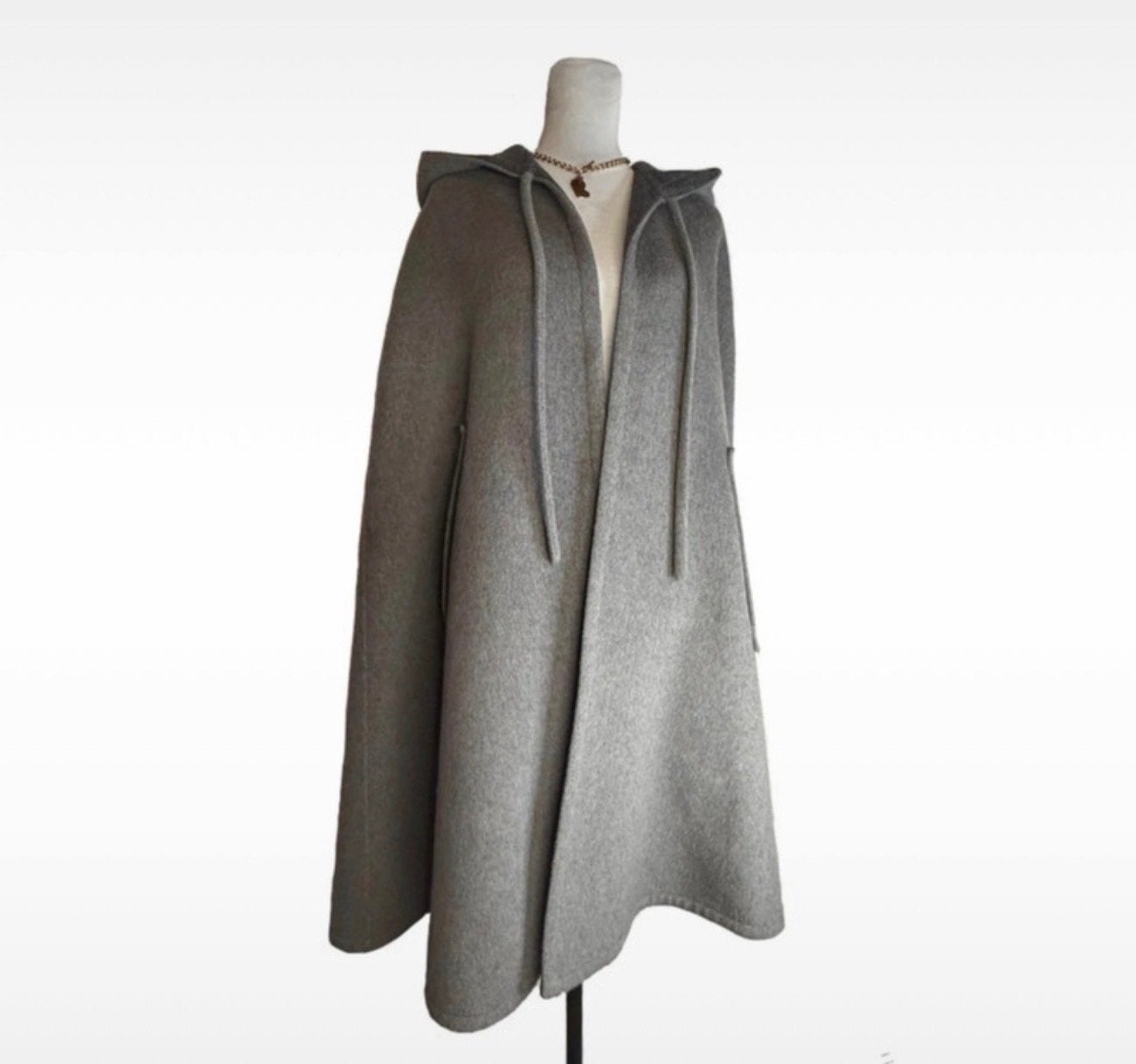 Vintage Loewe Reversibele Cape met Capuchon - Deadstock, Ophalen of Verzenden, Nieuw