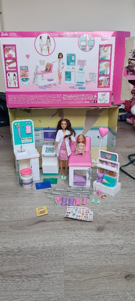 Barbie Snelgipskliniek Speelset Onbespeeld & Compleet!, Ophalen of Verzenden, Nieuw, Barbie
