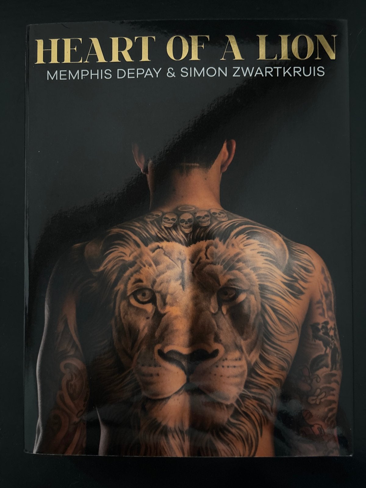 Heart of a Lion - Memphis Depay biografie, Ophalen of Verzenden, Zo goed als nieuw, Sport