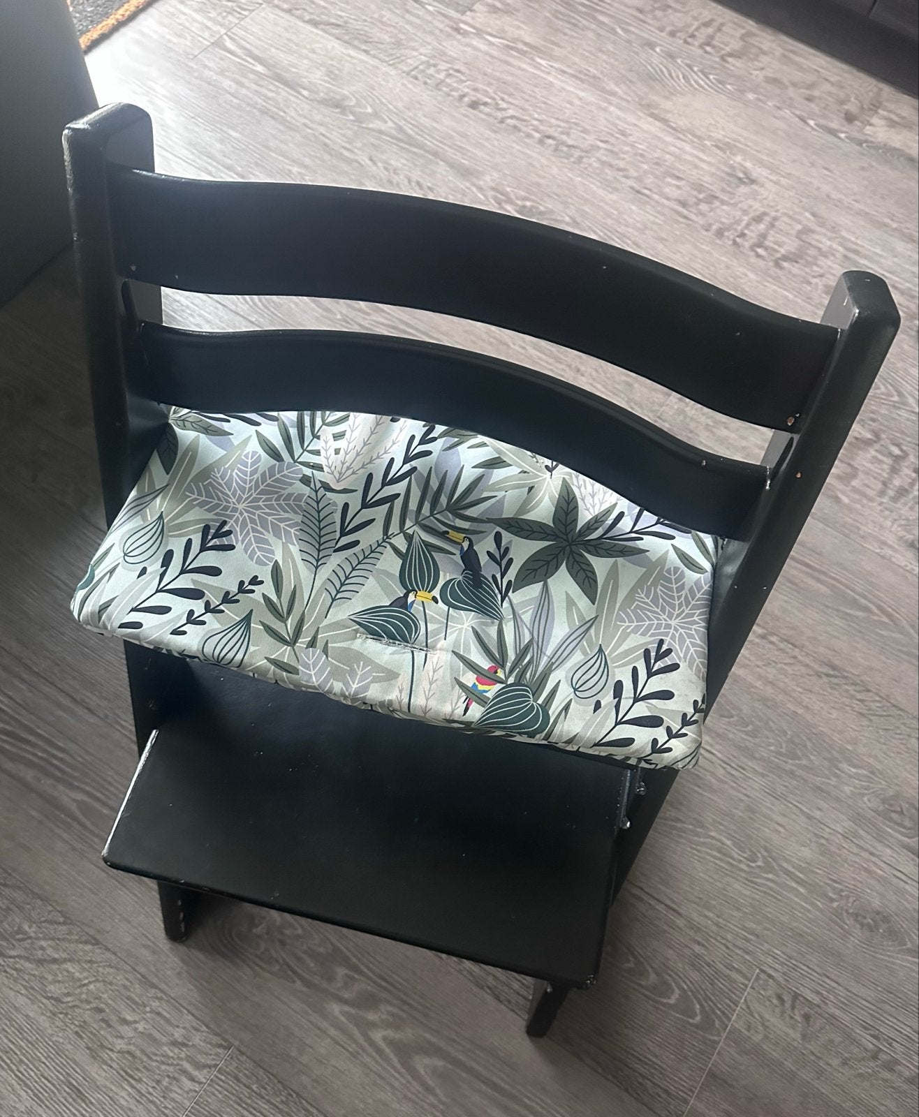 Stokke meegroeistoel met babyset, dienblad en kussens, Ophalen, Gebruikt, Meegroeistoel, Afneembaar eetblad