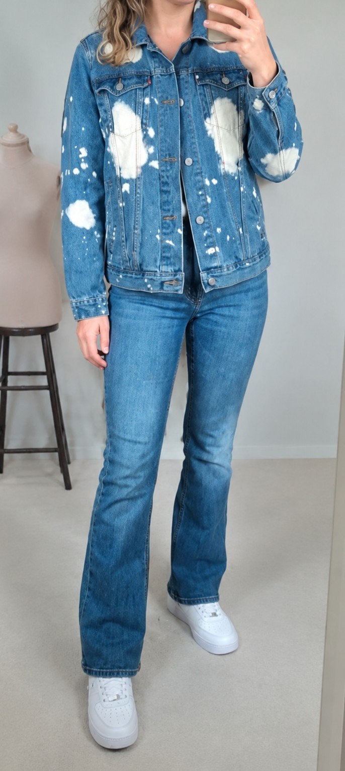 Leuk spijkerjas van Levi's maat 34, Blauw, Ophalen of Verzenden, Zo goed als nieuw, Maat 34 (XS) of kleiner