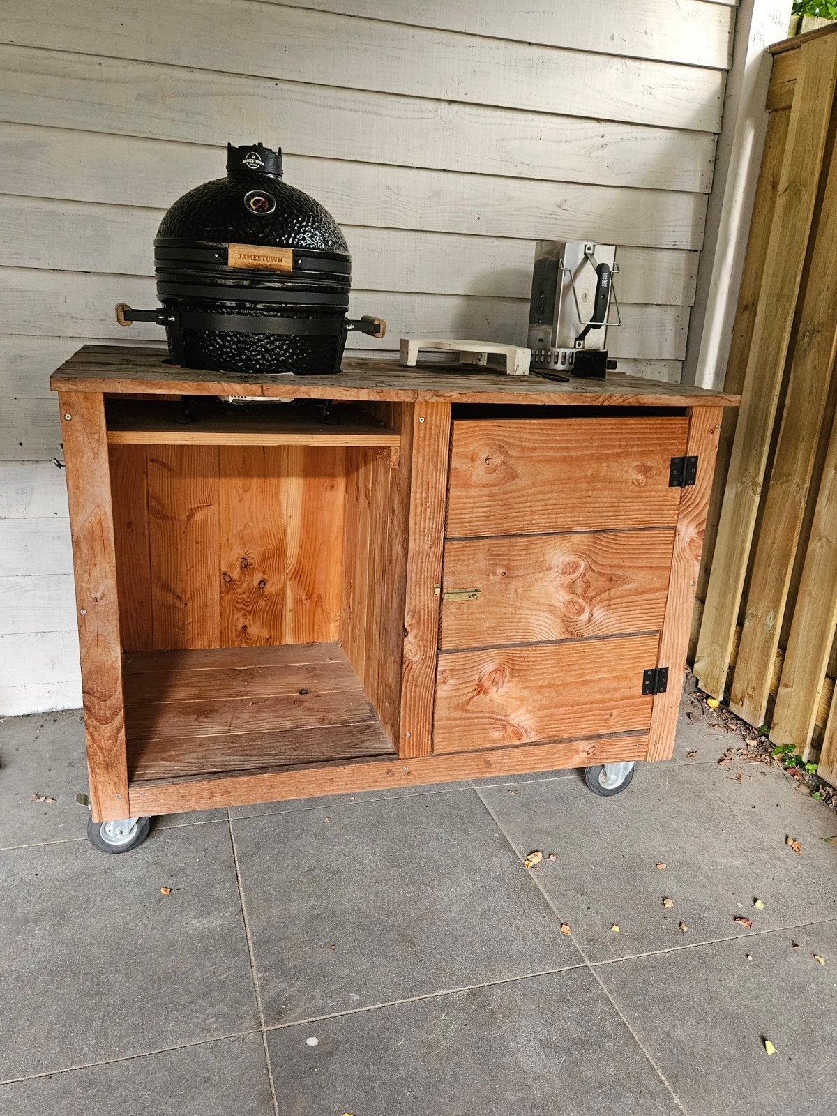 Jamestown BBQ Kamado 32cm met Weber starter en buitenkeuken, Tuin en Terras, Ophalen, Gebruikt, Jamestown
