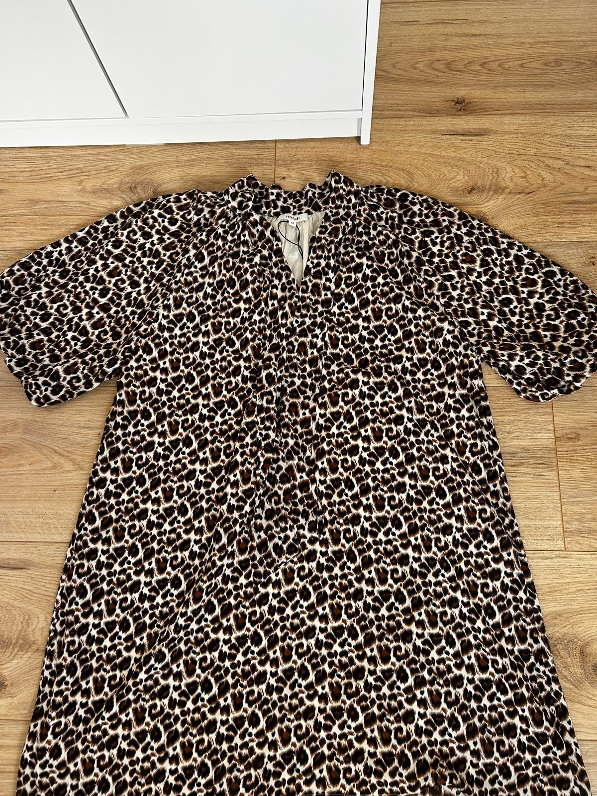 Norah jurk met luipaardprint, maat 42, Kleding | Dames, Jurken, Bruin, Maat 42/44 (L), Ophalen of Verzenden, Zo goed als nieuw