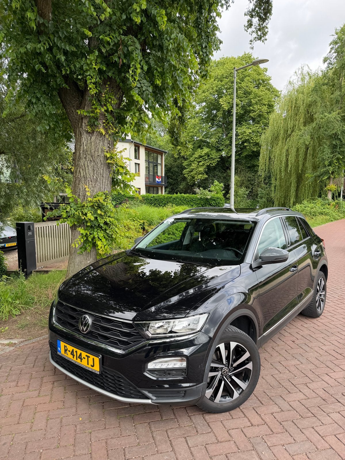 Volkswagen T-Roc 1.5 TSI 150pk 7-DSG 2021 Zwart, 1254 kg, 1498 cc, 4 cilinders, Zwart
