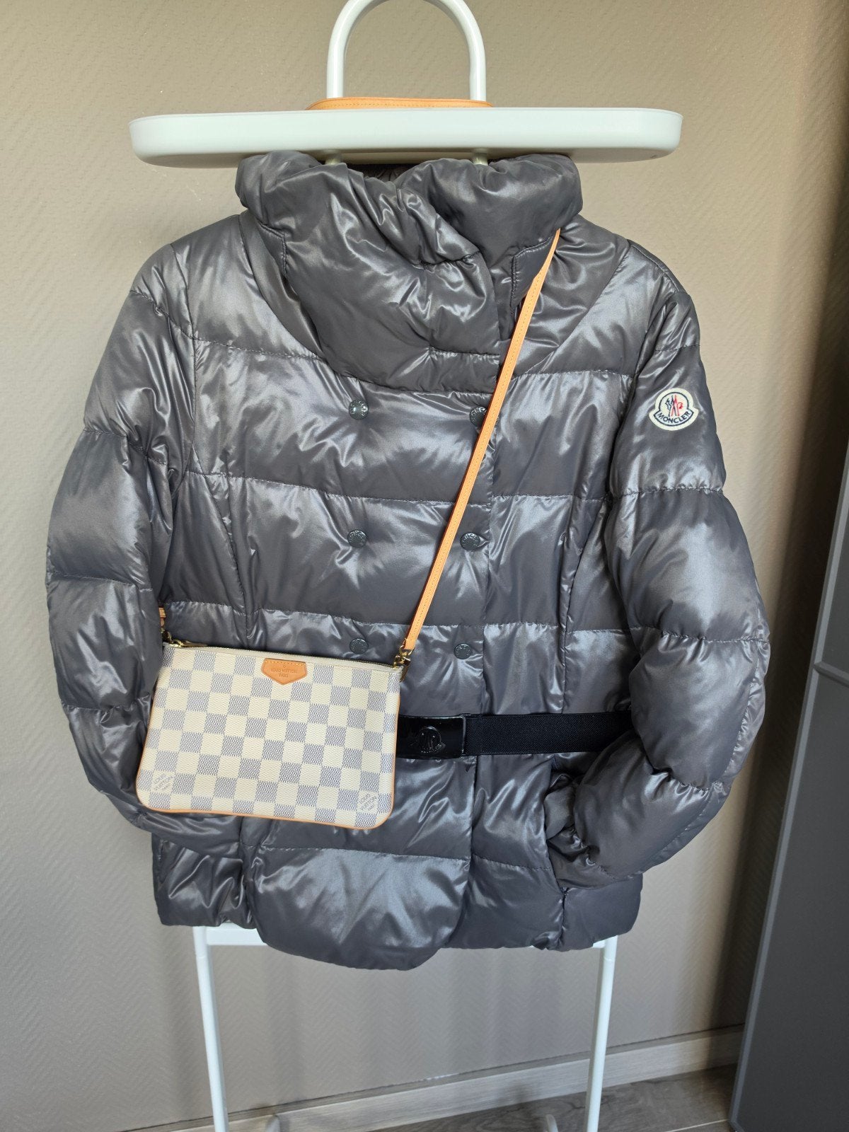 Moncler Donsjas, Ophalen of Verzenden, Gedragen, Maat 38/40 (M), Zwart