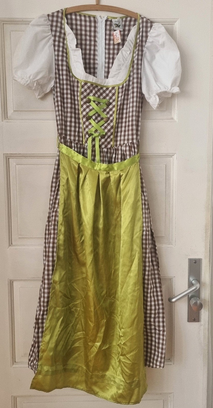 complete bruin met groene Dirndl Nieuw Oktoberfeest trachten, Maat 42/44 (L), Nieuw, Ophalen of Verzenden, Overige thema's