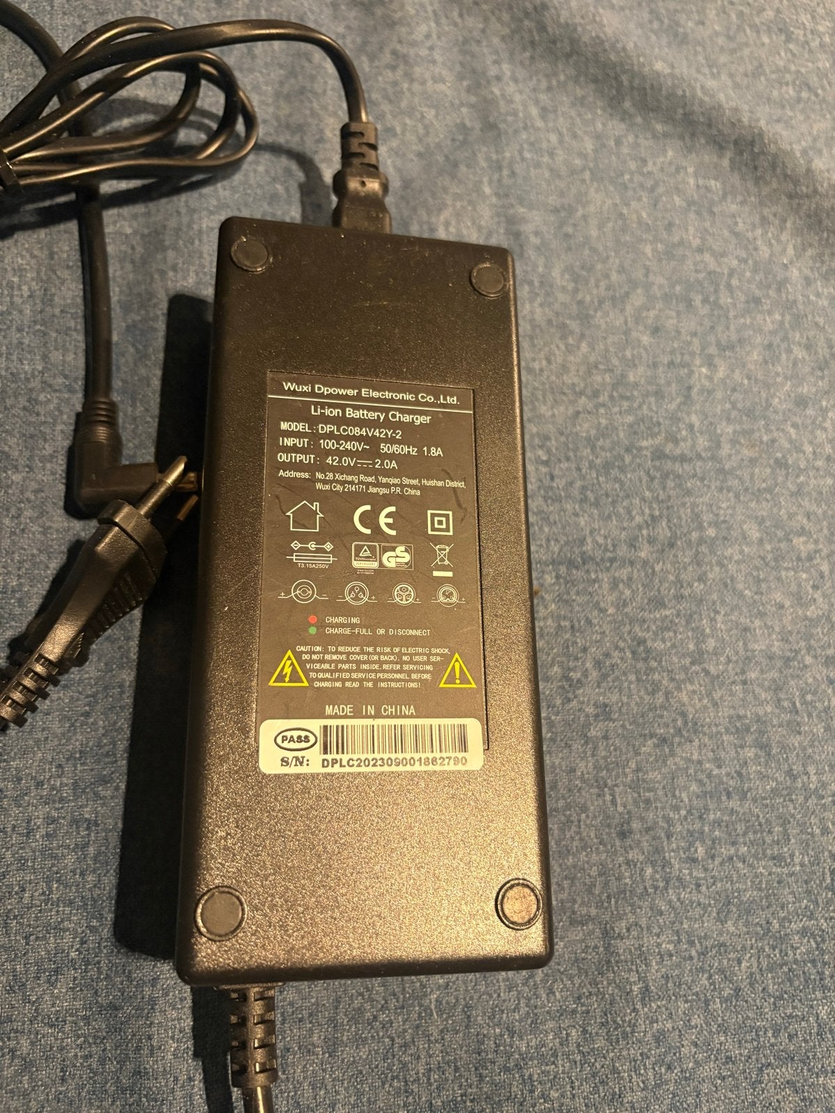 42V 2A Li-ion Acculader voor 36V Accu - DC Stekker, Zo goed als nieuw
