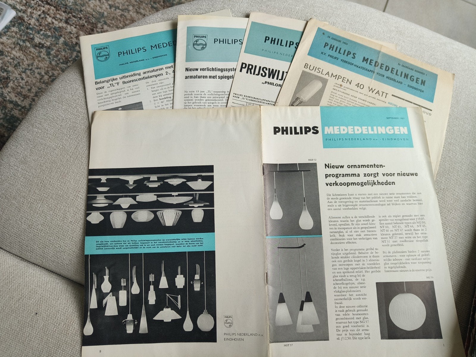 5 X PHILIPS MEDEDELINGEN , VERLICHTING, Boeken, Ophalen of Verzenden, Gelezen