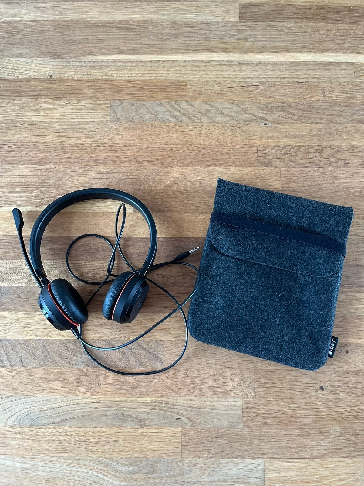 Jabra Evolve 30 II headset, Computers en Software, Headsets, Ophalen of Verzenden, Zo goed als nieuw, Bedraad, On-ear