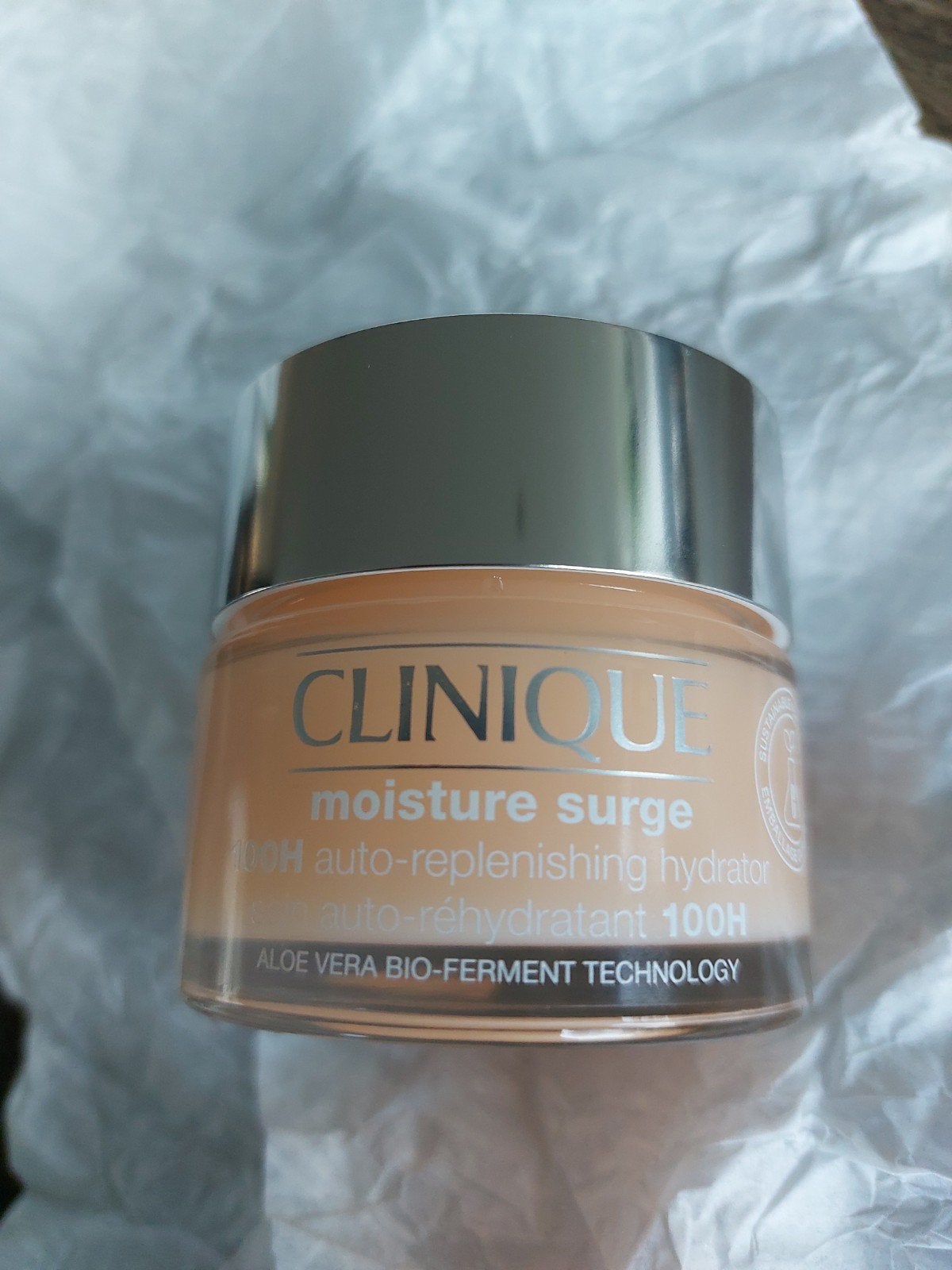 Clinique Moisture Surge 100H Hydrator + Gratis Make-up tasje, Ophalen of Verzenden, Nieuw, Gehele gezicht, Verzorging