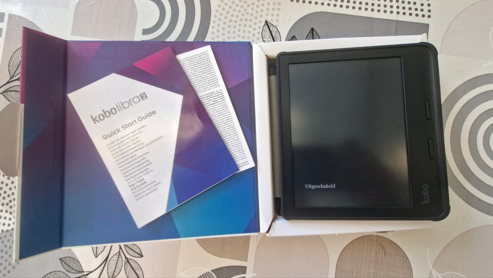 Kobo Libra 2 e-reader in originele verpakking - Zo goed als, Kobo, Ophalen of Verzenden, Zo goed als nieuw, 7 inch
