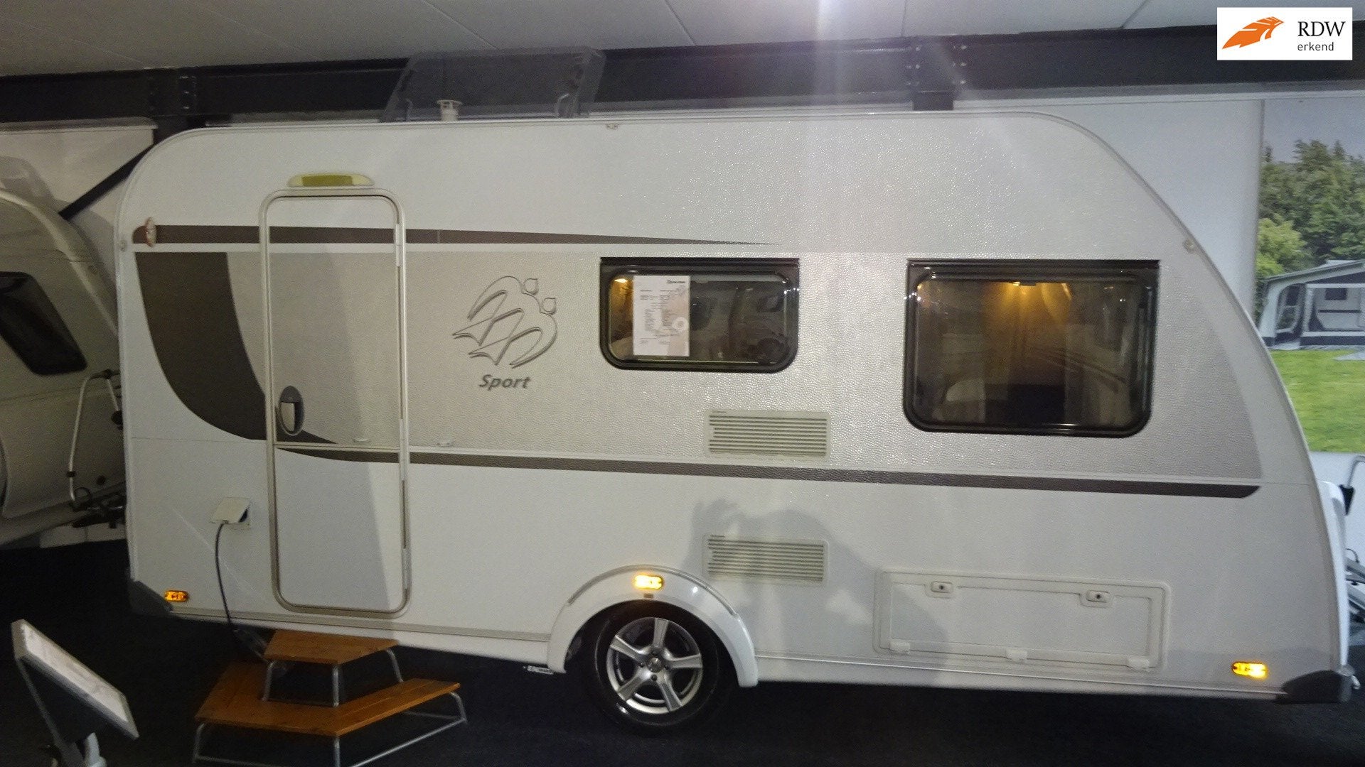KNAUS SPORT 420 QD 2014 VASTBED TREINZIT MOVER Isabelle VT T, Bedrijf, 750 - 1000 kg, Hordeur, Knaus