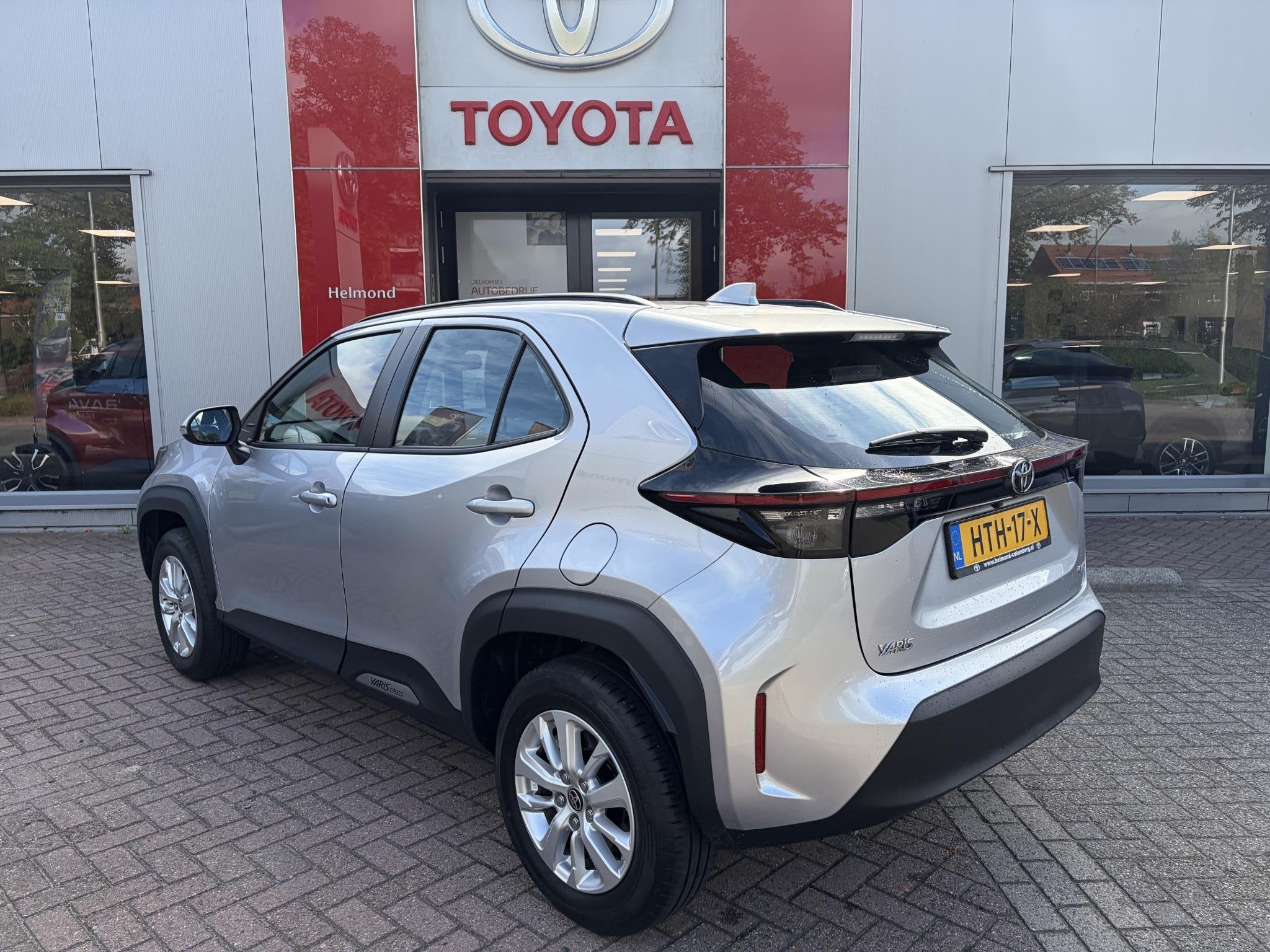Toyota Yaris Cross 1.5 Hybrid 115 Active, Auto's, Dealer onderhouden, Stof, Gebruikt, 1165 kg