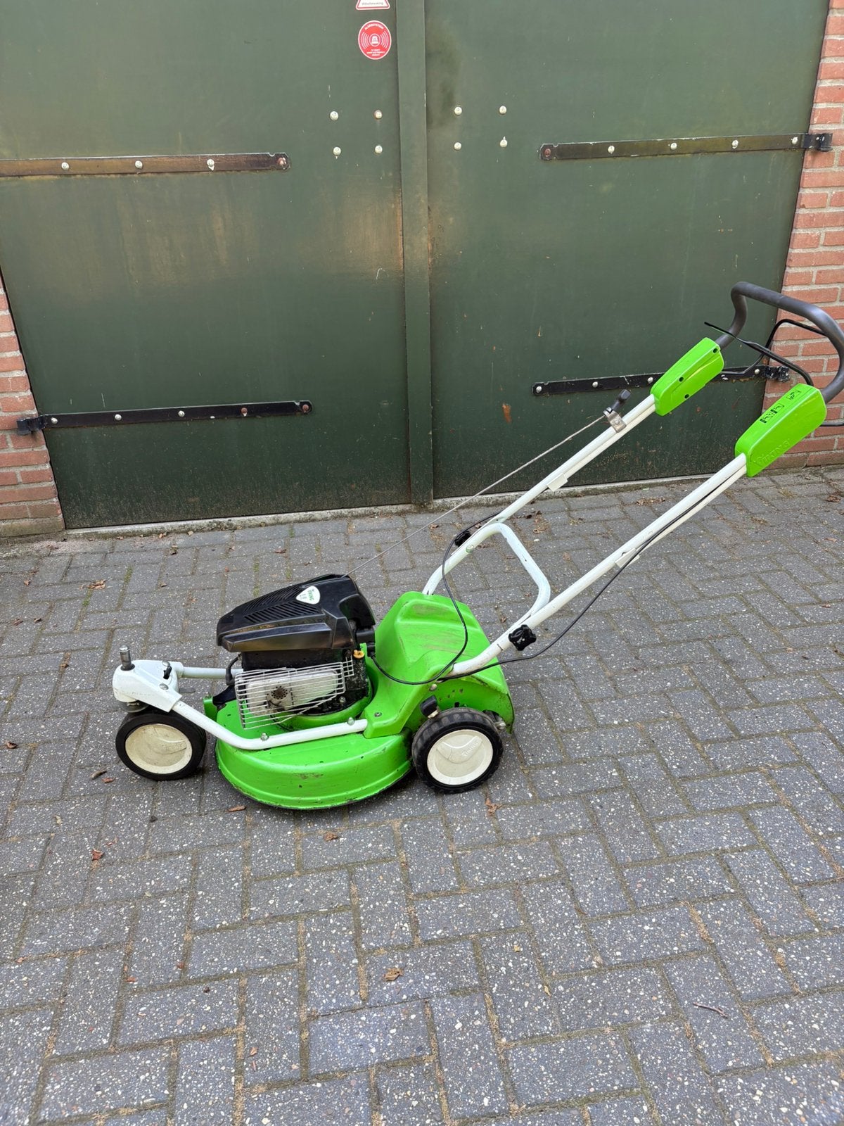 Viking / Stihl ruwterrein maaier MB 3 rtx. Briggs & stratton, Cirkelmaaier, -, -, Ophalen of Verzenden