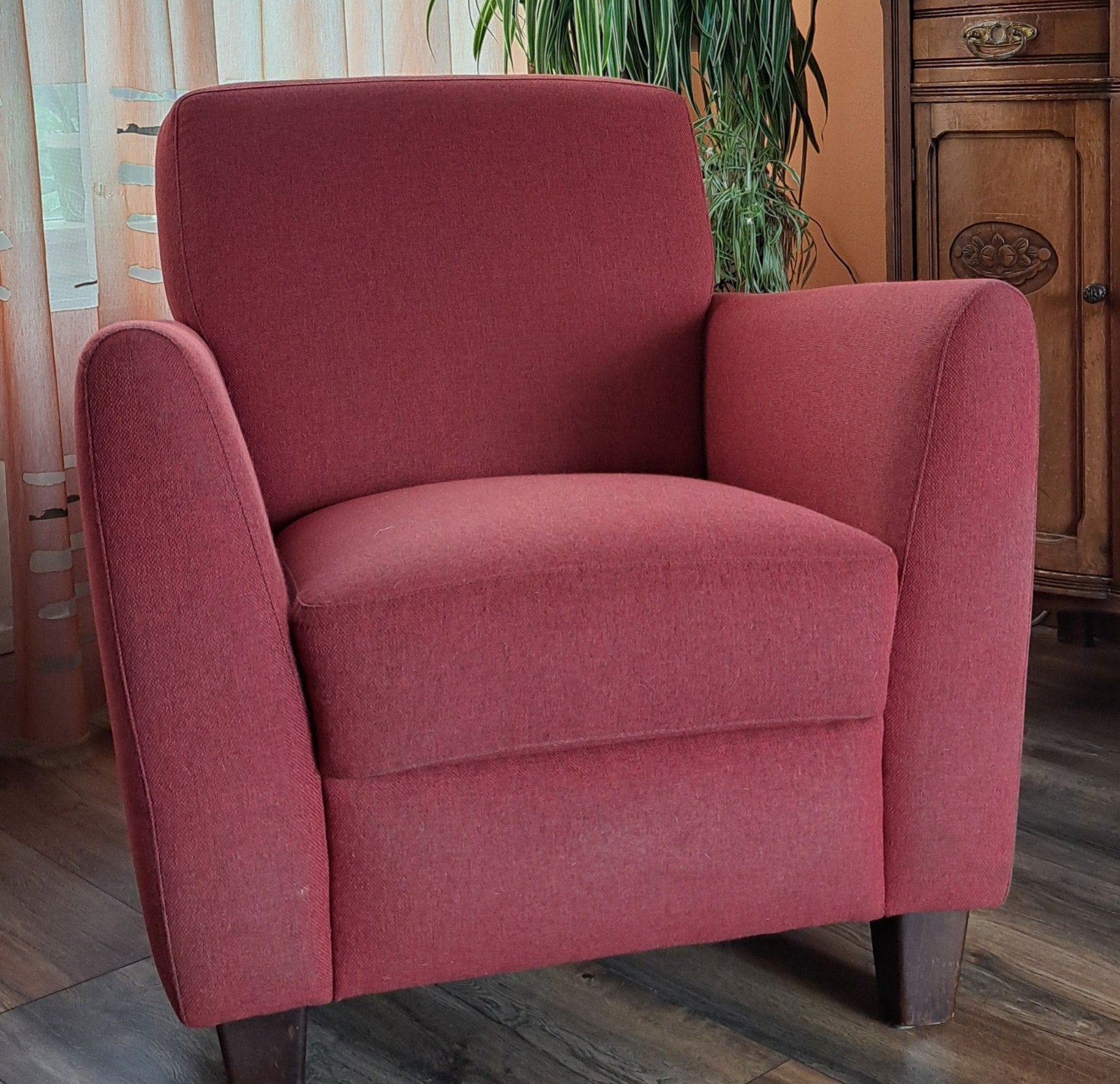Comfortabele rode fauteuil -, Huis en Inrichting, Stoelen, Gebruikt, Eén, Stof, Rood, Ophalen