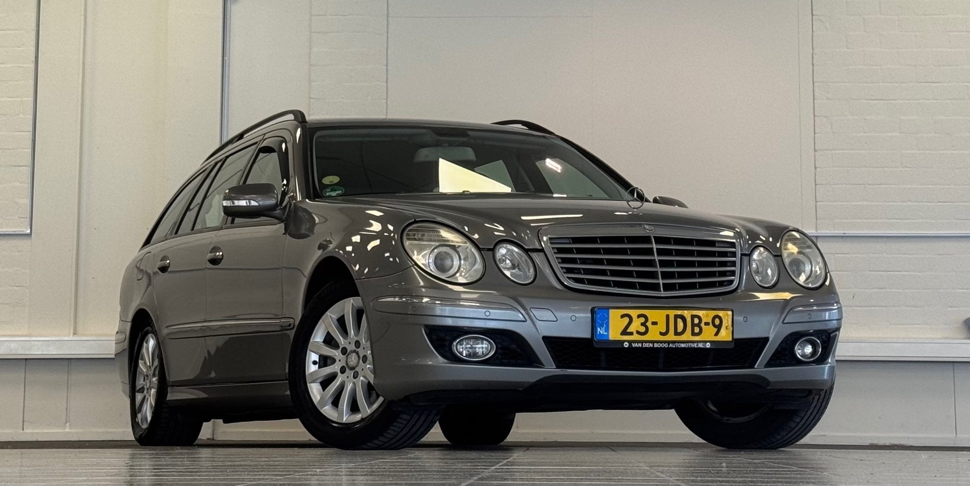 Mercedes-Benz E-klasse Estate 230 Business Edition Elegance, Auto's, Automaat, Gebruikt, Zwart, 2496 cc