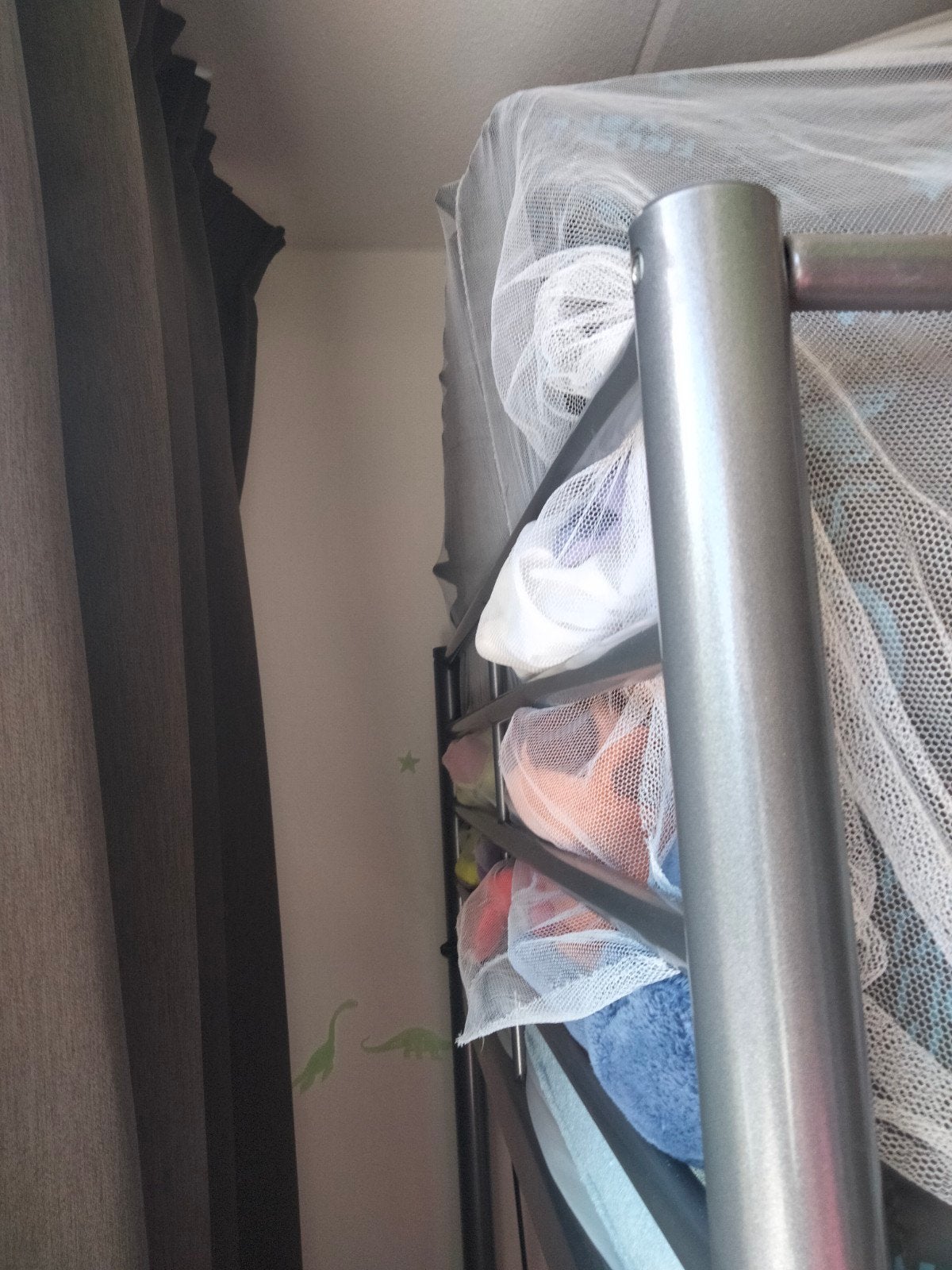 Metalen hoogslaper inclusief matras, Ophalen of Verzenden