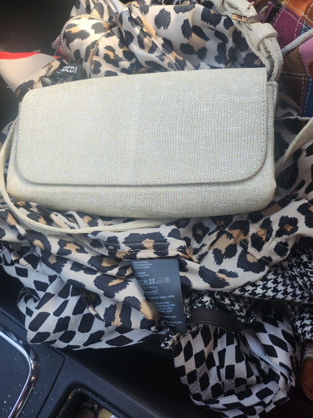 Unisa handgemaakte avondtasje/clutch in gebroken wit, Ophalen of Verzenden, Zo goed als nieuw, Wit, Avondtasje