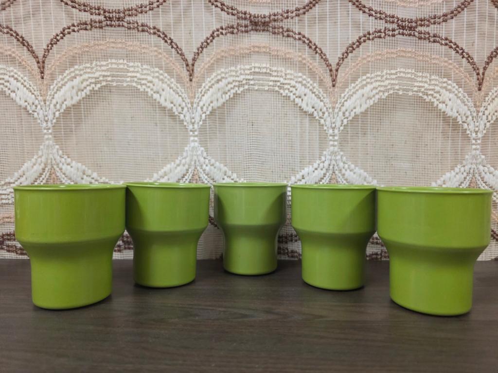 Mepal groene bekers stapelbaar 5 stuks camping servies, Ophalen of Verzenden, Gebruikt