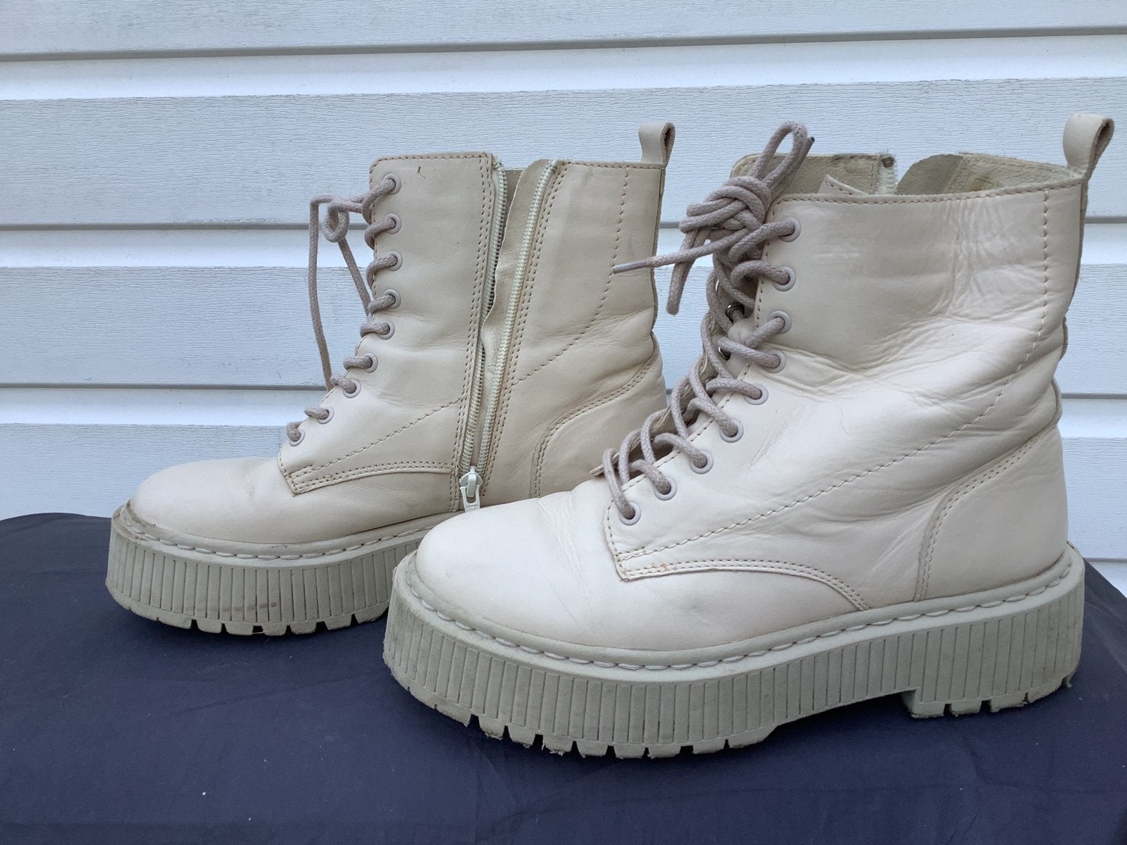 Costes beige veterlaarzen met rits, maat 40, Ophalen of Verzenden, Gedragen, Beige, Lage of Enkellaarzen