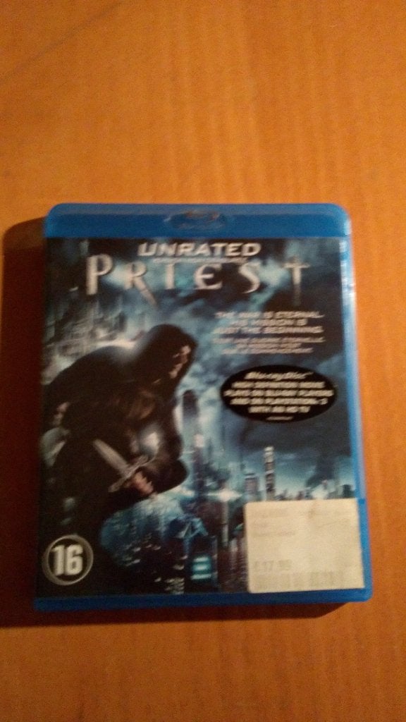 blu-ray Priest, Ophalen, Gebruikt