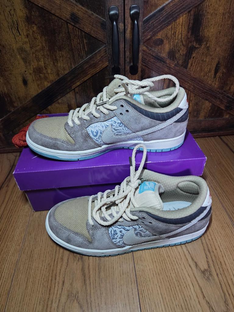 Nike SB Dunk Low Big Money Savings Maat 42,5, Overige kleuren, Nike, Nieuw, Ophalen of Verzenden