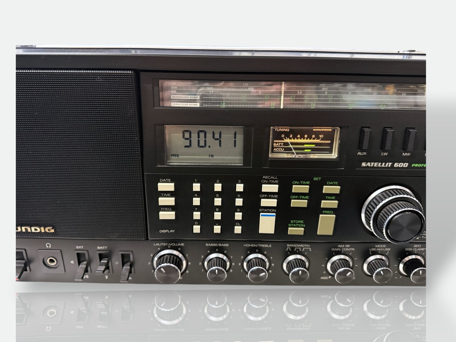 Grundig Satellite 600 Professional Wereldontvanger, Audio, Tv en Foto, Grundig, Grundig, Ophalen of Verzenden, Zo goed als nieuw