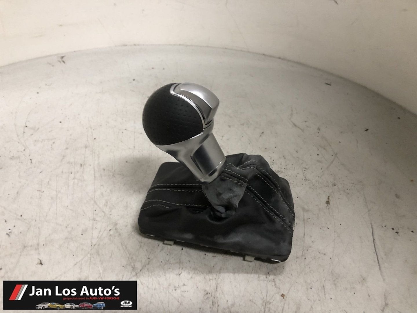 Audi Q2 81a pookhoes + schakelknop leder S-Tronic dsg, Gebruikt, -, -, -