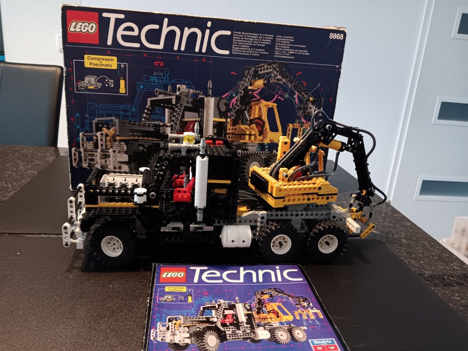 Lego Technic 8868 Luchtgeveerde Kraanwagen (1991), Compleet, Gebruikt, Lego, Ophalen of Verzenden