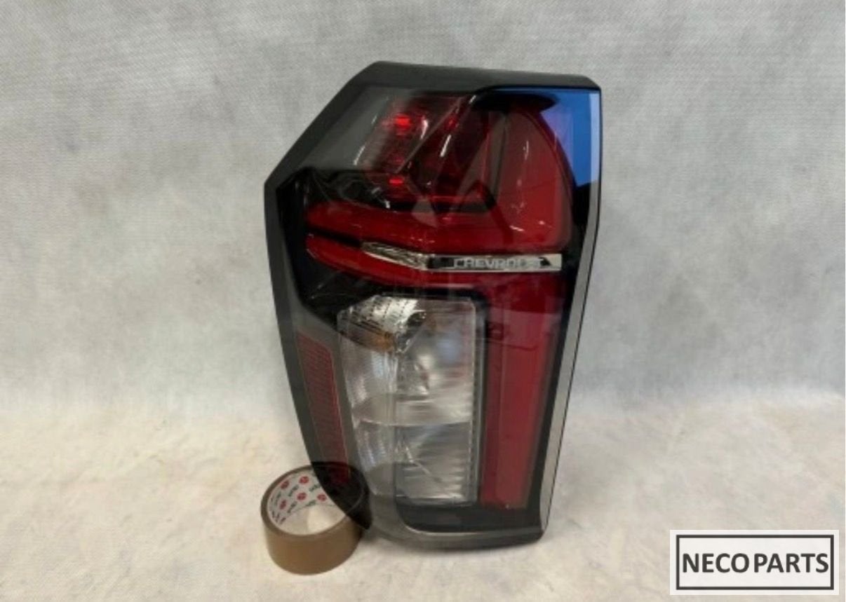CHEVROLET SUBURBAN TAHOE ACHTERLICHT ORIGINEEL, Auto-onderdelen, Verlichting, Gebruikt, -, Ophalen of Verzenden, -