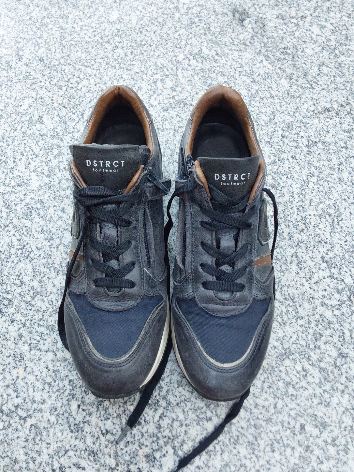 Mooie sportschoenen merk DSTRCT foodwear, Ophalen of Verzenden, Zo goed als nieuw, Overige typen, Overige merken