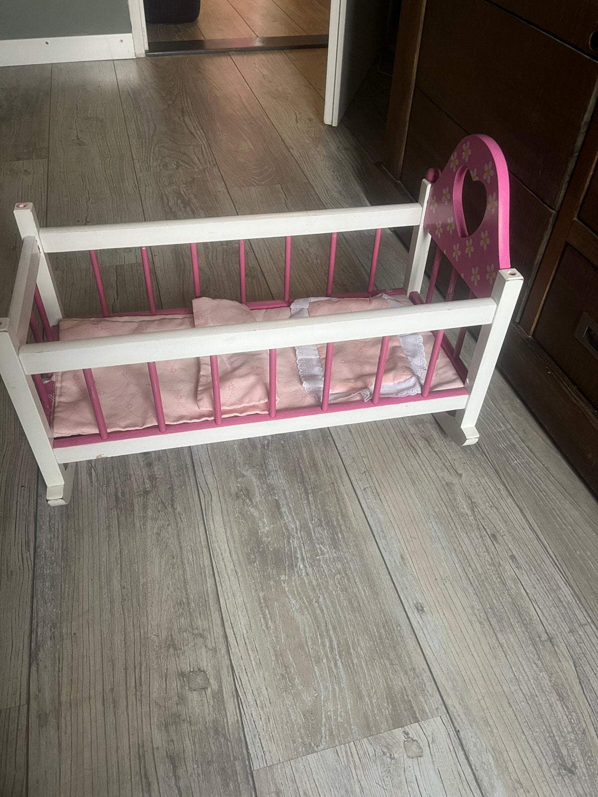 Poppenbed met toebehoren, Ophalen, Gebruikt, Babypop