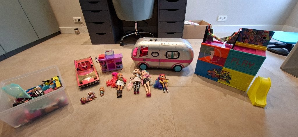 L.O.L surprise, Kinderen en Baby's, Speelgoed | Overig, Ophalen, Zo goed als nieuw, Jongen of Meisje