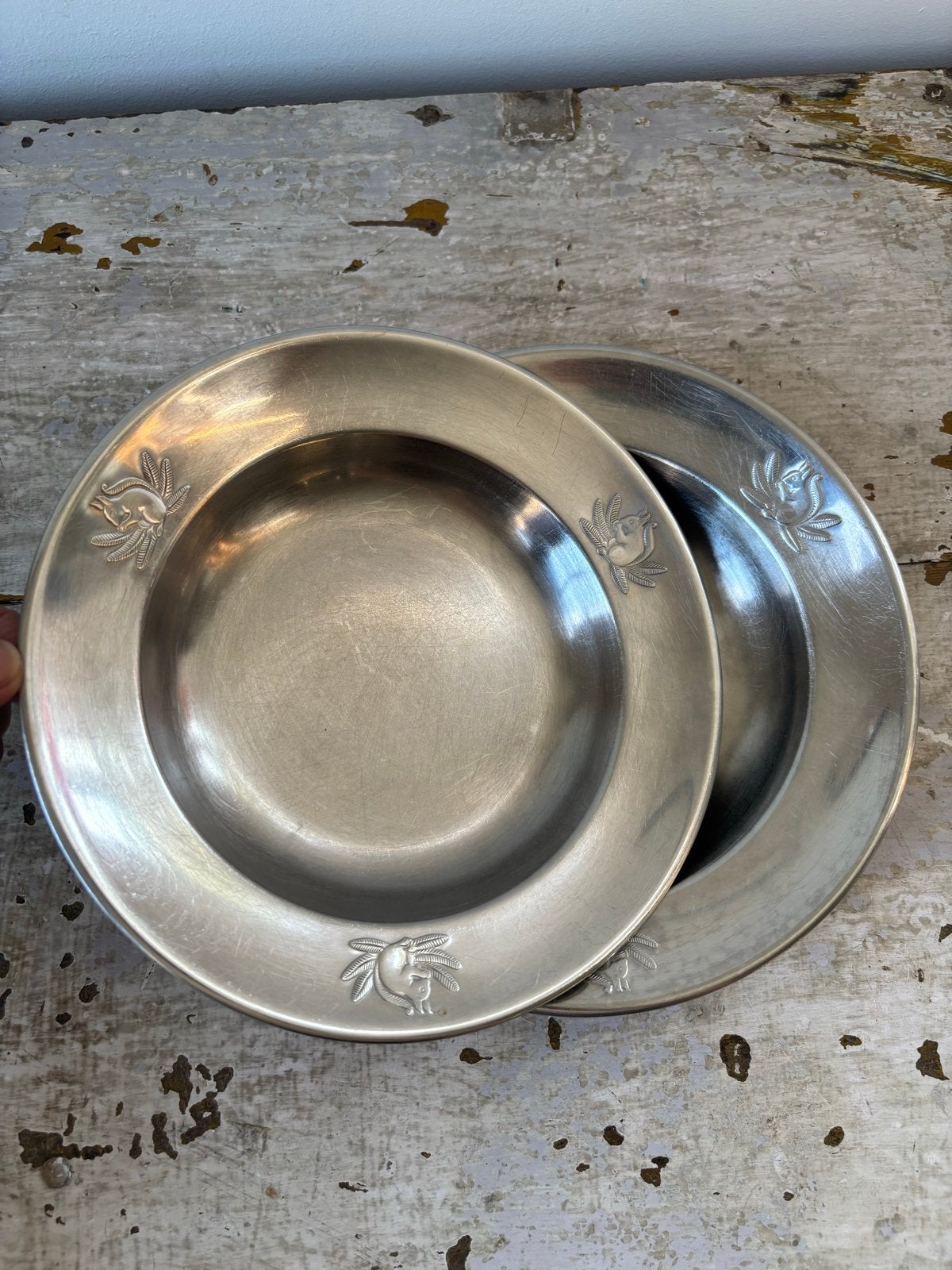 2 Vintage Gero Zilmeta kinderbordjes, eekhoorn reliëf, 50ies, Ophalen of Verzenden