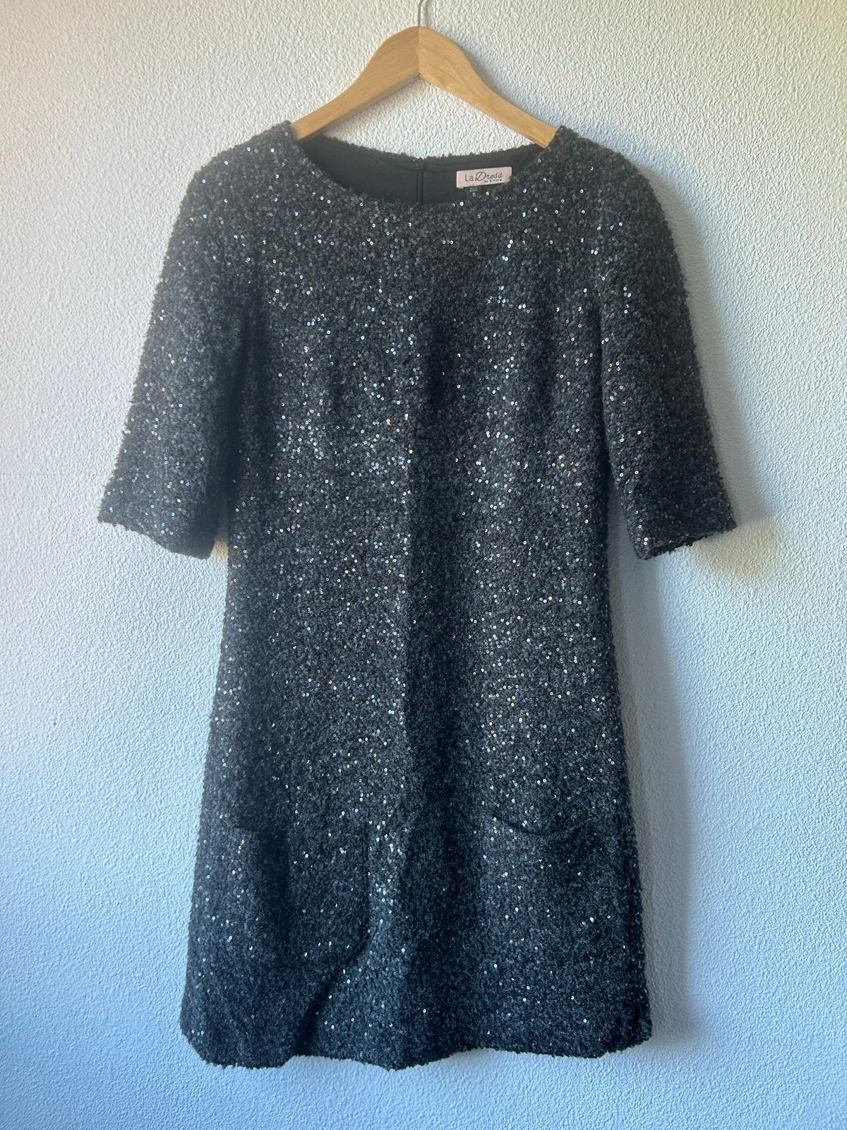 La Dress Jurk met Pailletten - Maat S, Kleding | Dames, Jurken, Ophalen of Verzenden, Maat 36 (S), Zwart, Knielengte