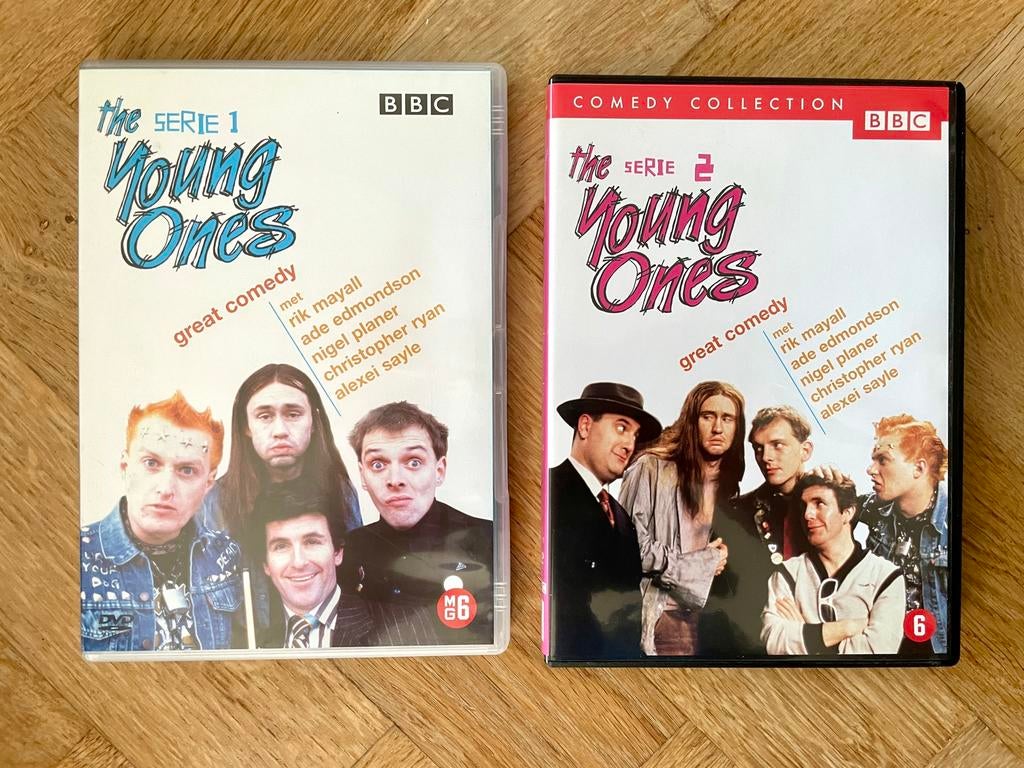 BBC: Young Ones - Complete serie op DVD (krasvrij, met NL), Boxset, Ophalen of Verzenden, Zo goed als nieuw, Komedie