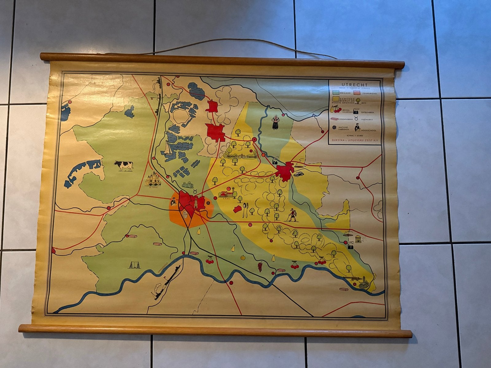 Vintage Schoolkaart Utrecht - Dijkstra's Uitgeverij Zeist, Boeken, Atlassen en Landkaarten, Landkaart, 1800 tot 2000, Nederland