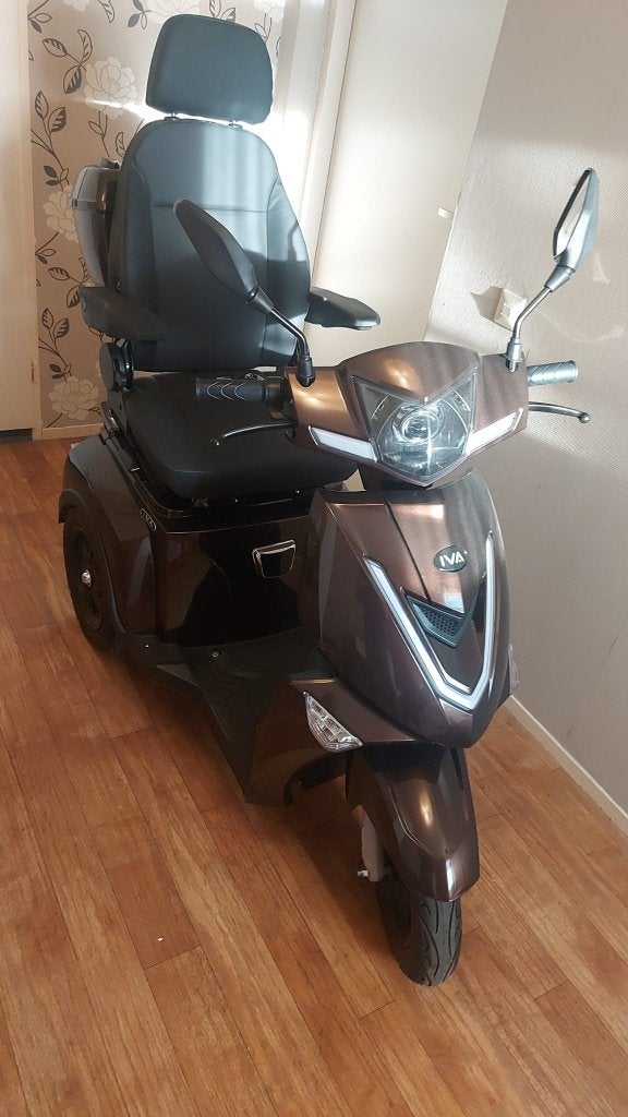 Splinternieuwe Scootmobiel, Nieuw, 16 km/u of meer, 46 km of meer, Ophalen