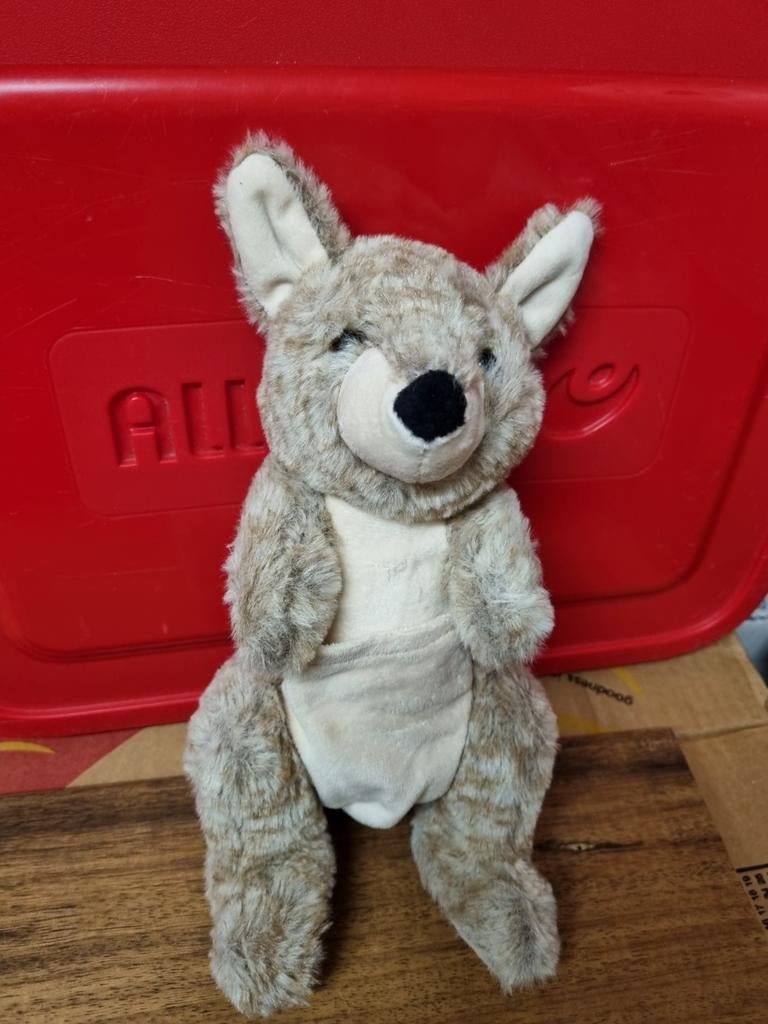 Evora kangeroe knuffel 27, Kinderen en Baby's, Speelgoed | Knuffels en Pluche, Ophalen of Verzenden, Overige typen