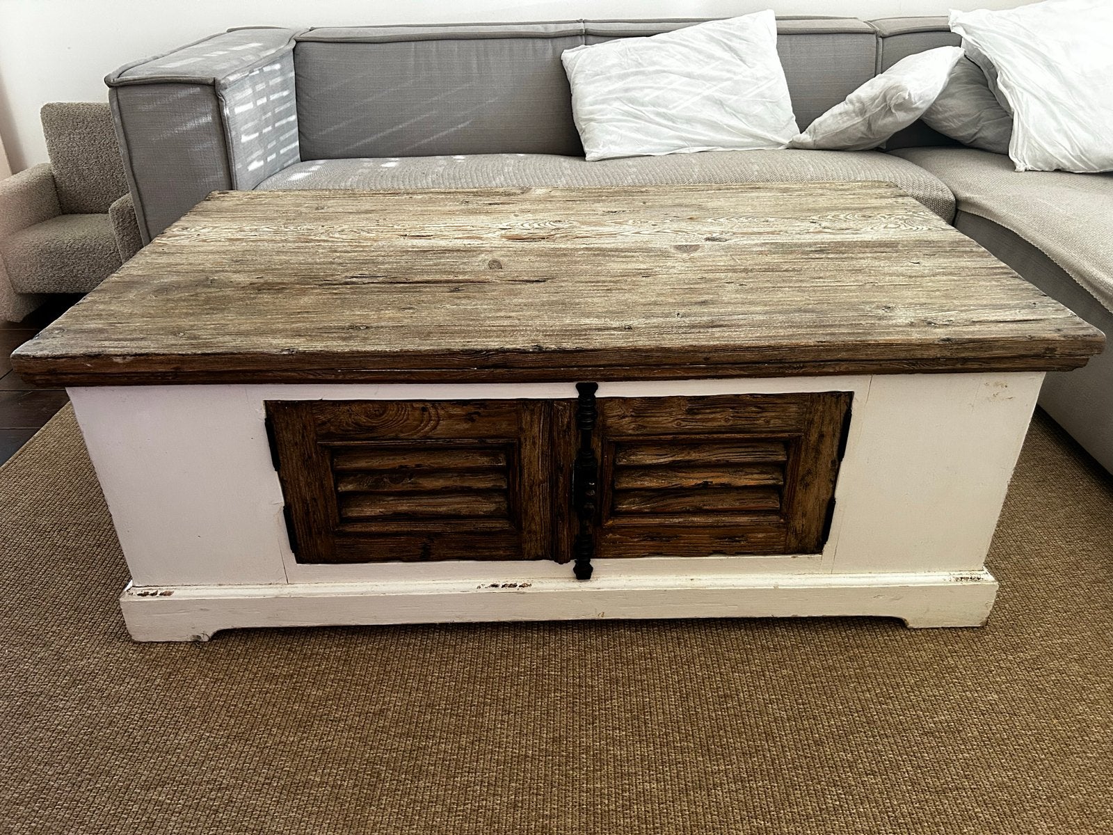 Robuuste salontafel van gerecycled hout met opbergruimte, Ophalen, Gebruikt, 100 tot 150 cm, Overige houtsoorten