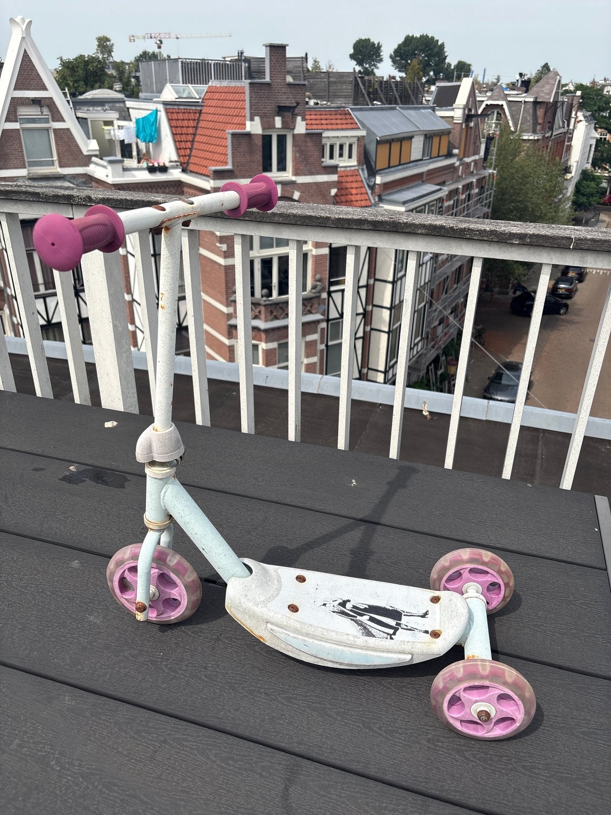 Gebruikte kinderstep met 3 wielen - roze/blauw, Ophalen, Gebruikt, Gewone step