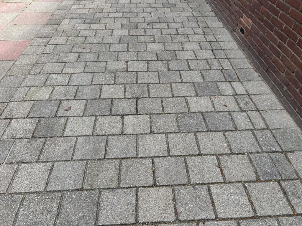 +- 750 stenen dubbele klinkers 20x20x8 gratis af te halen, Ophalen, Zo goed als nieuw, Beton, Klinkers