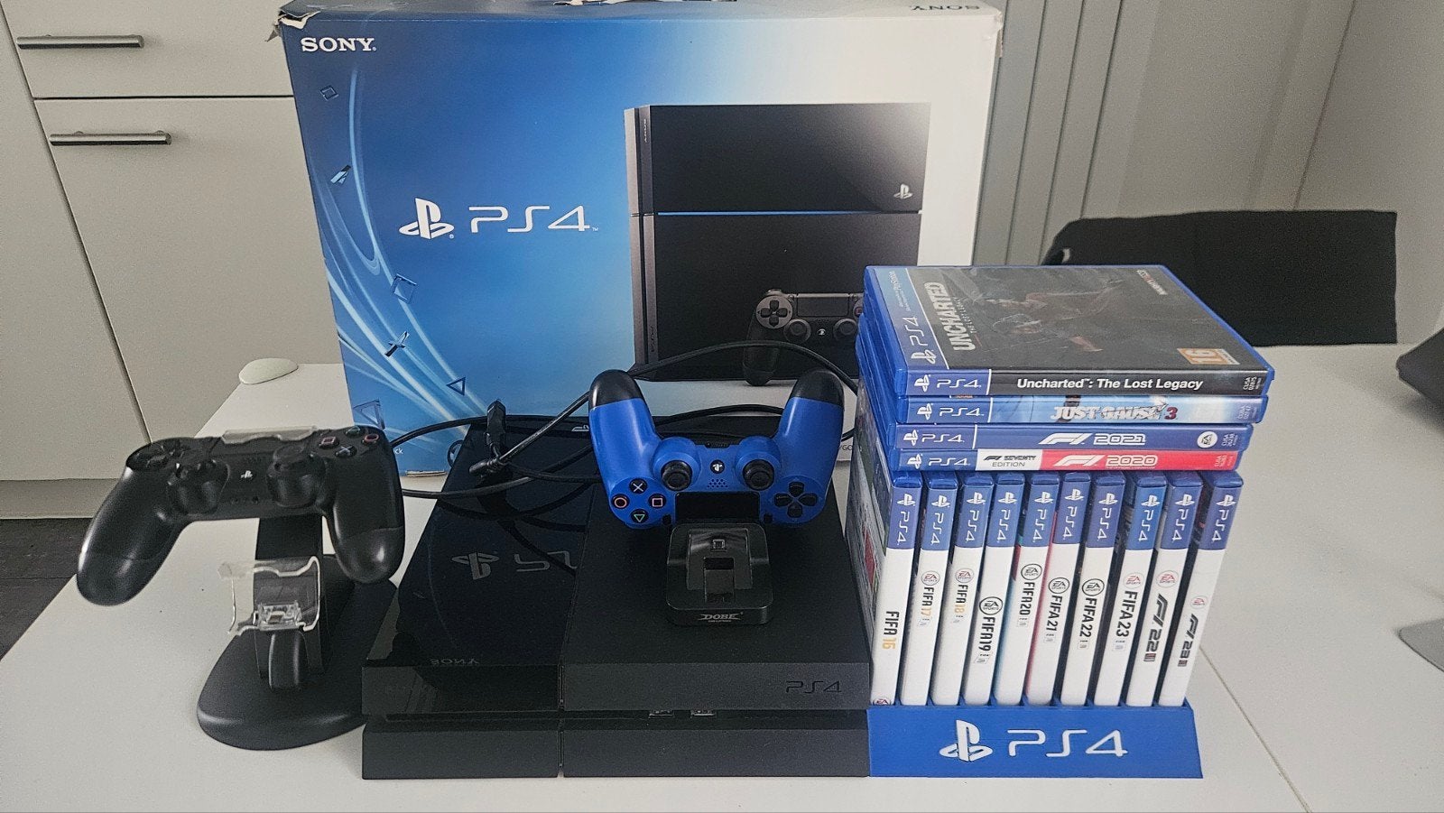 Sony PlayStation 4 500gb, Met 2 controllers, Ophalen of Verzenden, Zo goed als nieuw, Original