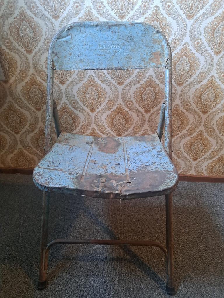 Industrieel klapstoeltje - Vintage charme, Ophalen, Gebruikt, Blauw, Metaal