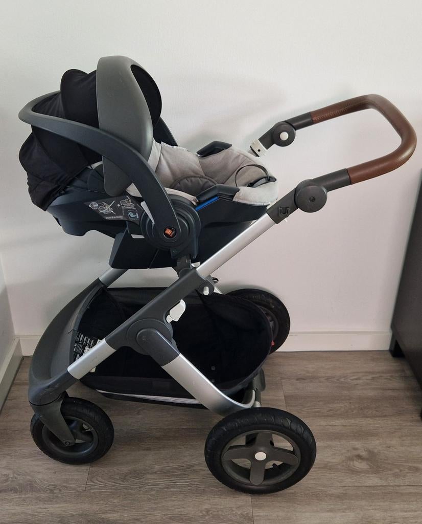 Stokke Trailz 3-in-1 Kinderwagen Denim met complete set, Kinderen en Baby's, Kinderwagens en Combinaties, Ophalen, Gebruikt, Overige merken