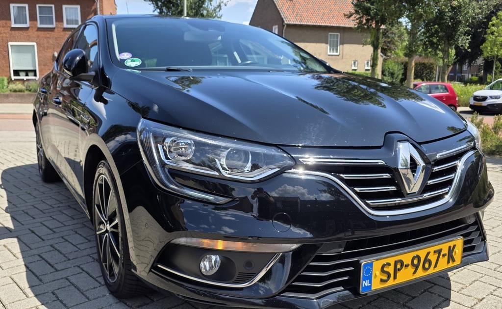 Renault Mégane 1.3 Energy TCe 140pk 2018 Zwart, Voorwielaandrijving, Zwart, 4 cilinders, Zwart