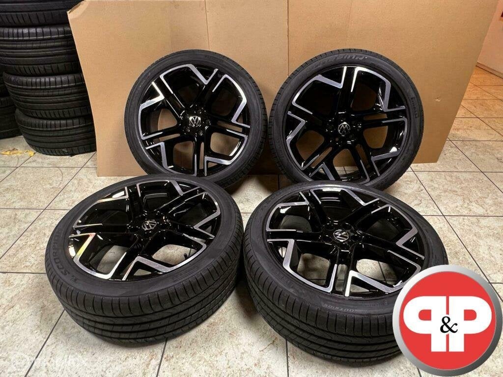 20 Inch CT1 Velgen set met Banden 571601025P
