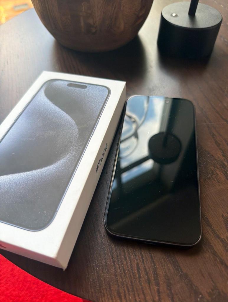 iPhone 15 Pro 512 GB - Zo goed als nieuw, Telecommunicatie, Mobiele telefoons | Apple iPhone, 512 GB, Zwart, Ophalen of Verzenden